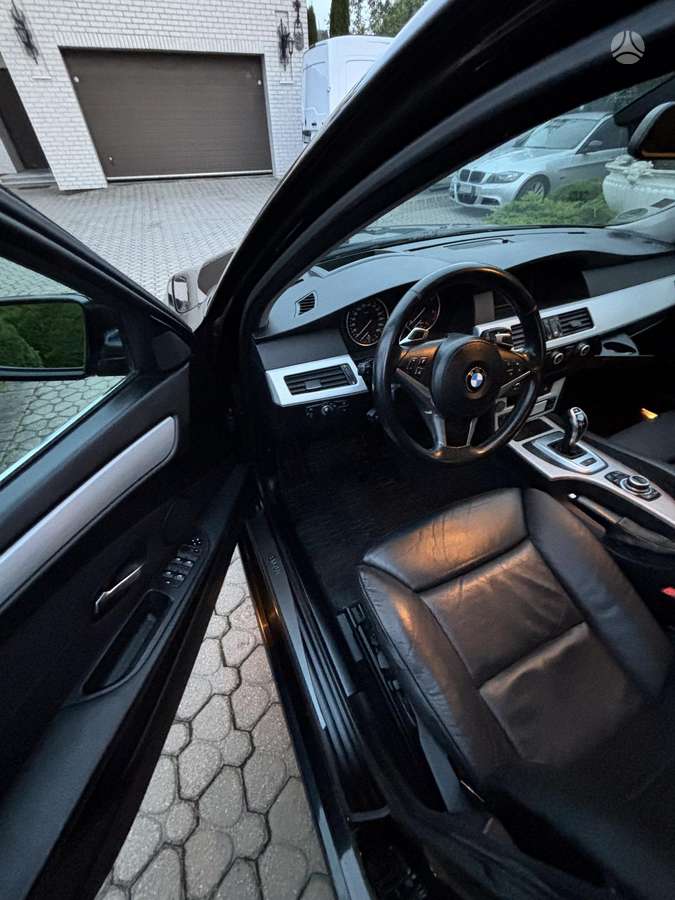 BMW 535 2009 — photo 10