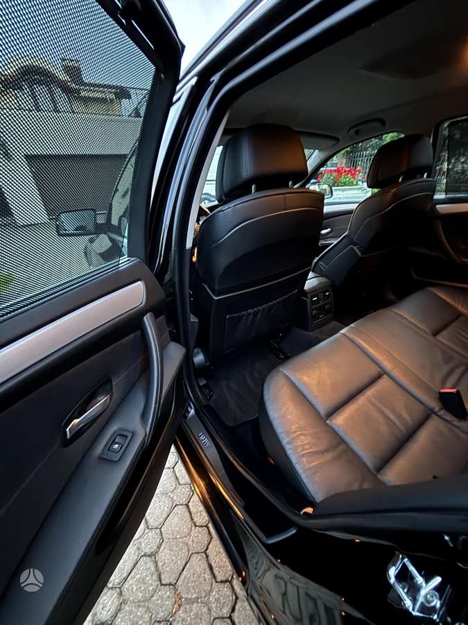 BMW 535 2009 — photo 19