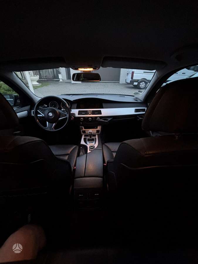 BMW 535 2009 — photo 23