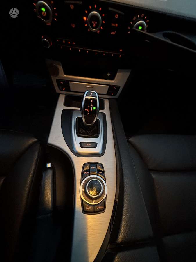 BMW 535 2009 — photo 27