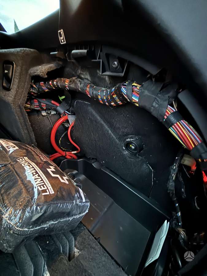 BMW 535 2009 — photo 32