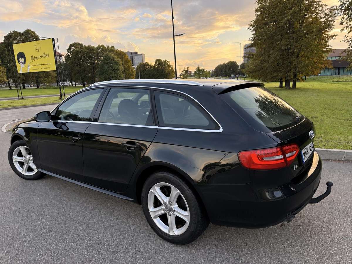 Audi A4 2013 — photo 15