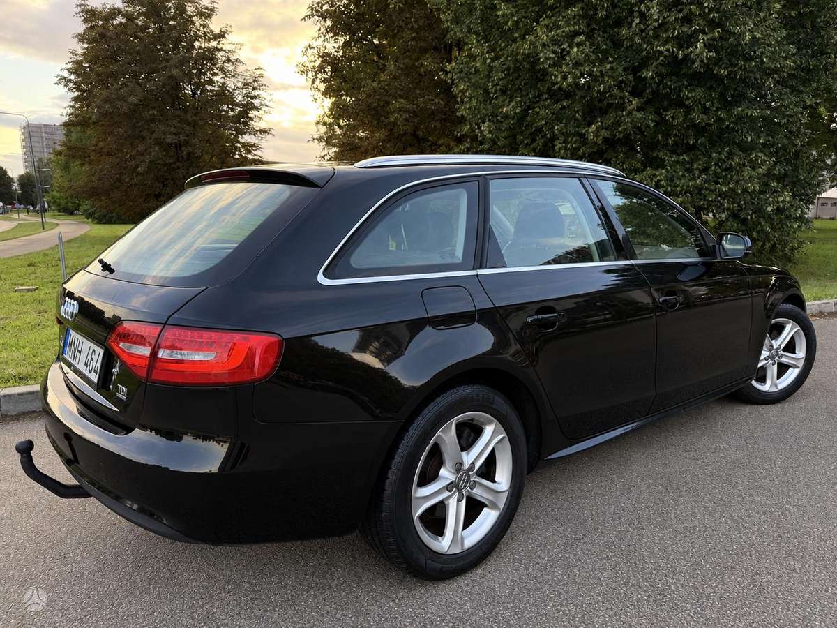 Audi A4 2013 — photo 16