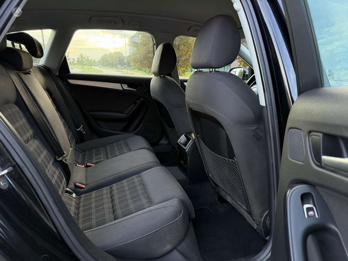 Audi A4 2013 — photo 20