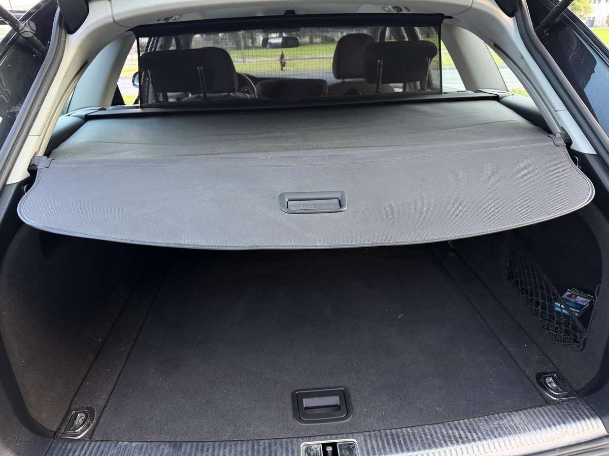 Audi A4 2013 — photo 21