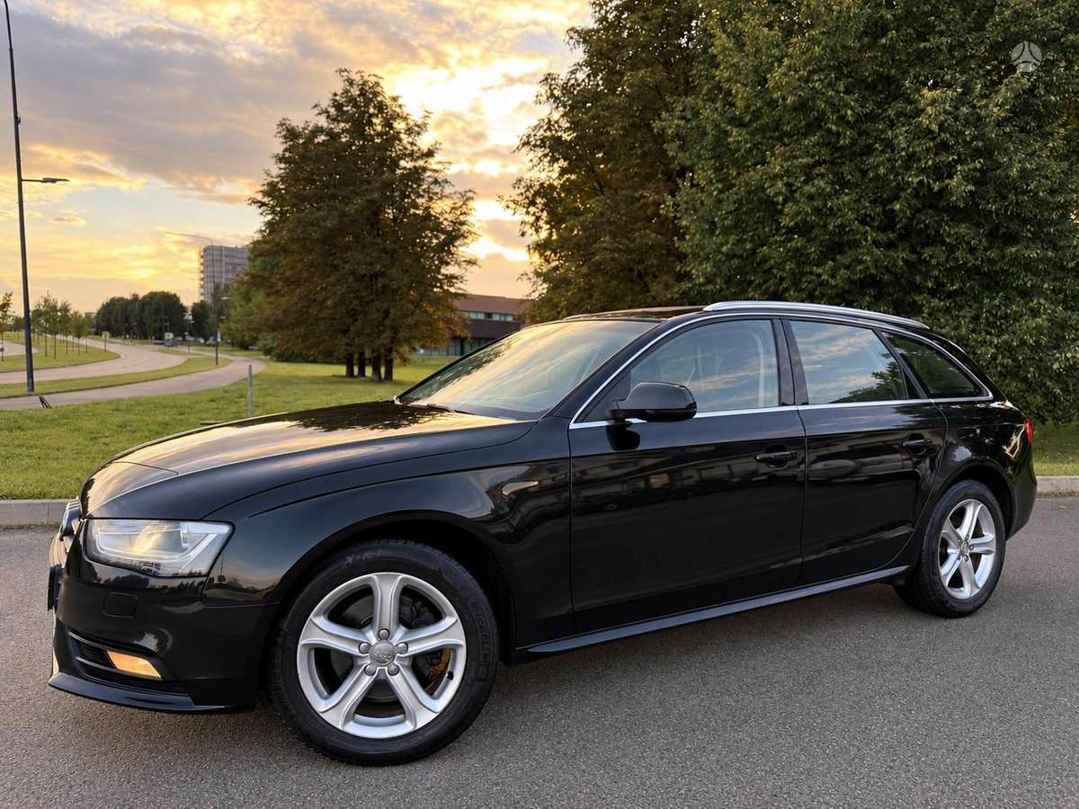 Audi A4 2013 — photo 22