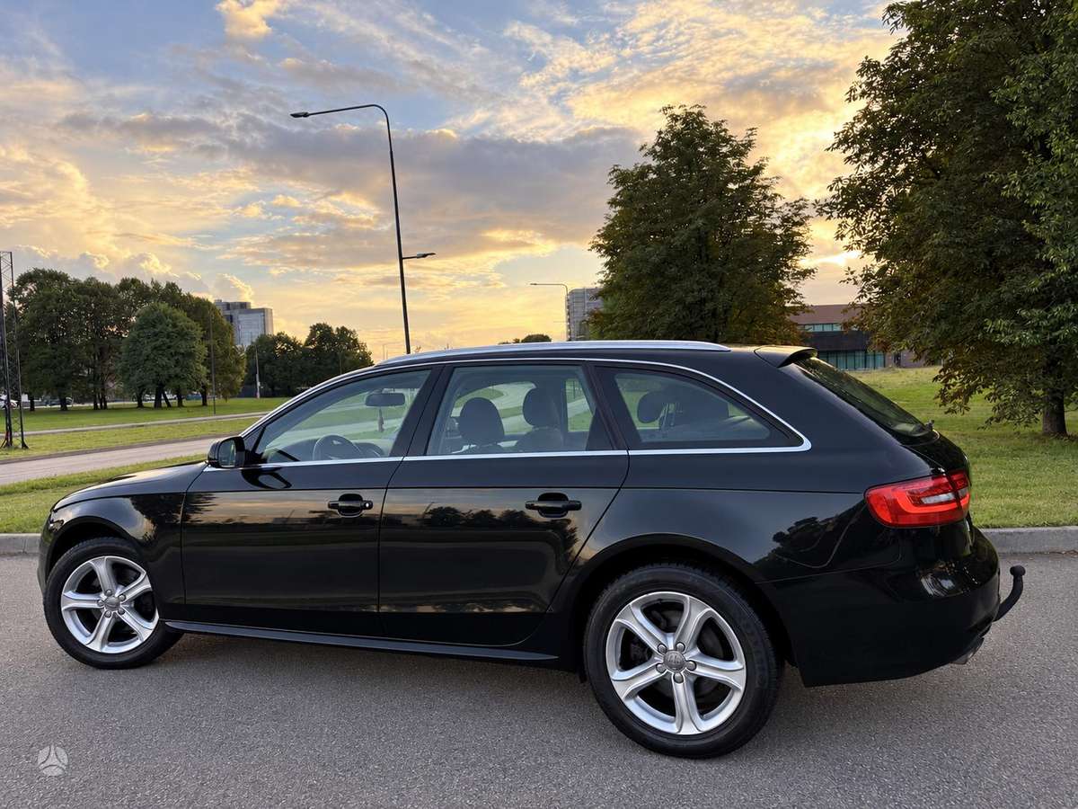Audi A4 2013 — photo 24