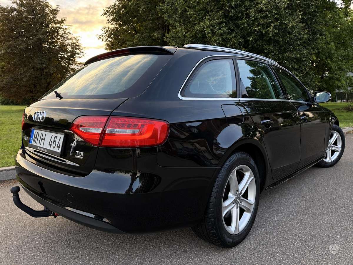 Audi A4 2013 — engine 1968 cm³, 177 HP (130kW)