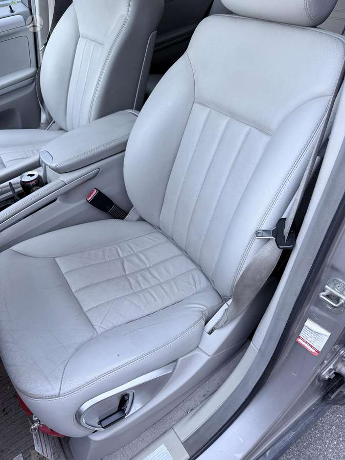 Mercedes-Benz ML320 2006 — photo 17