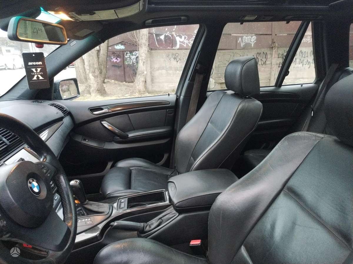 BMW X5 2004 — photo 11