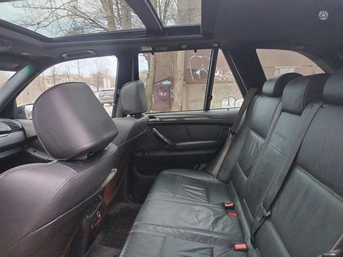 BMW X5 2004 — photo 13