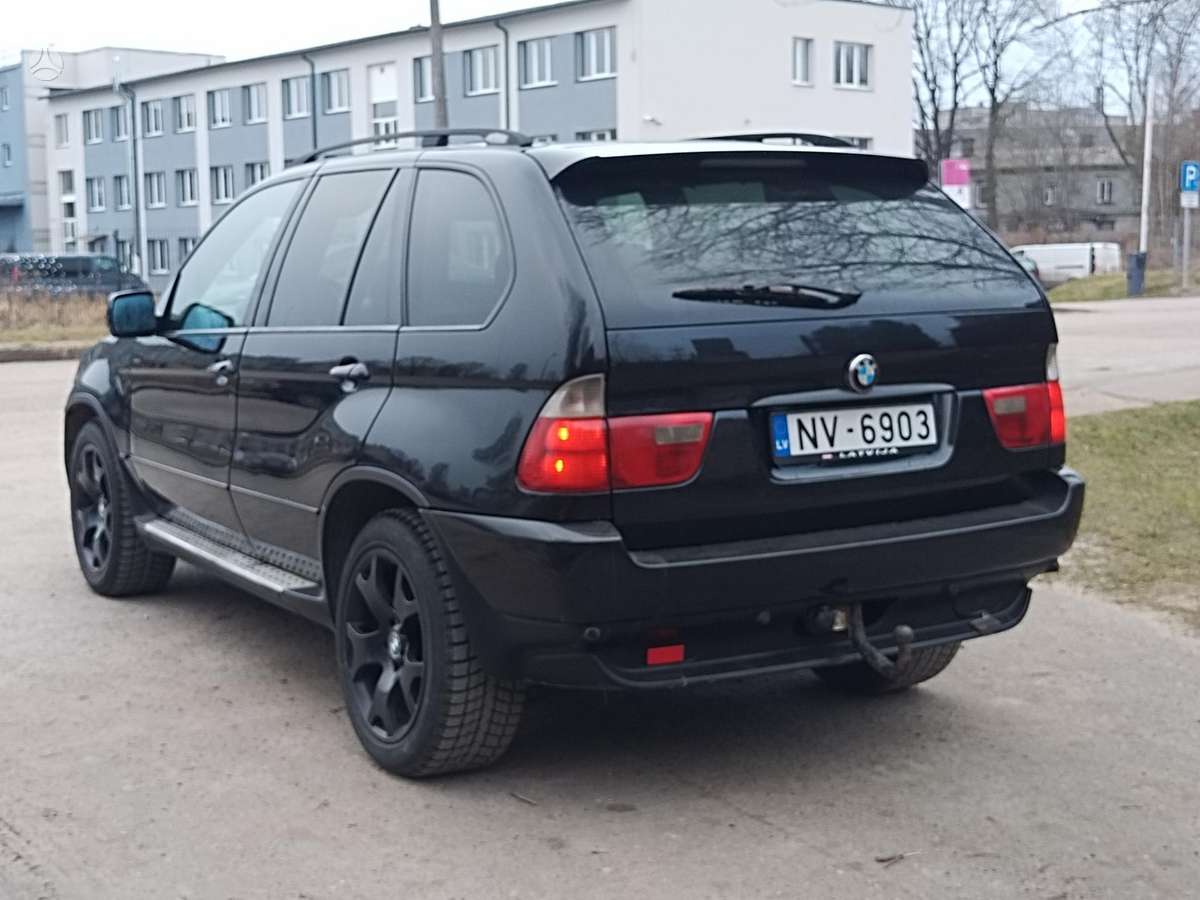 BMW X5 2004 — photo 7