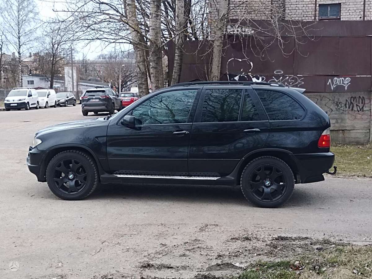 BMW X5 2004 — photo 8
