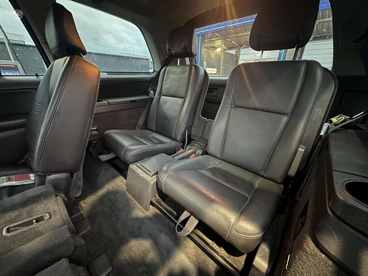 Volvo XC90 2005 — photo 19