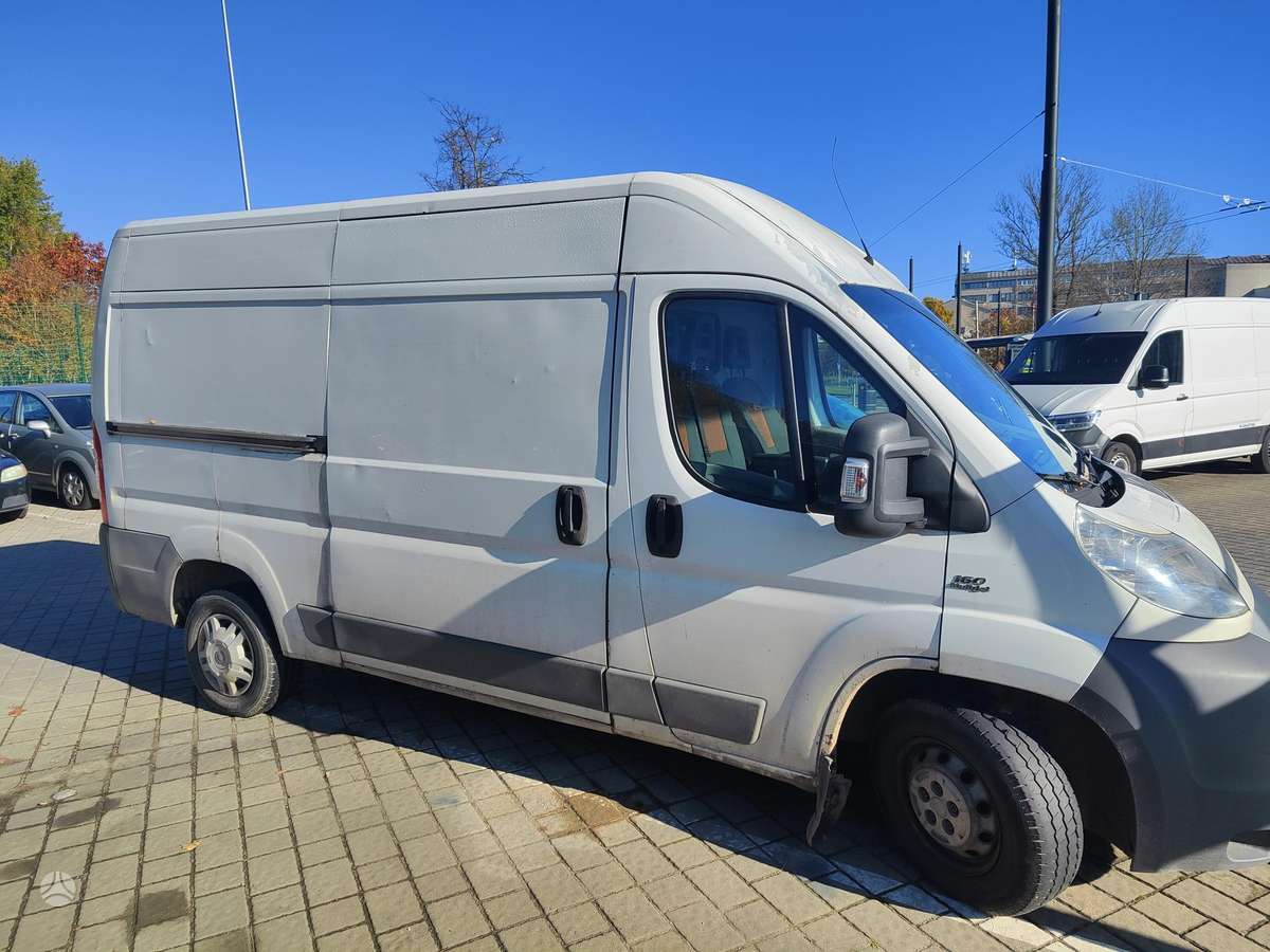 Fiat Ducato 2009 — interior
