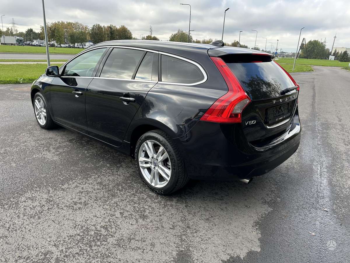 Volvo V60 2011 — photo 5