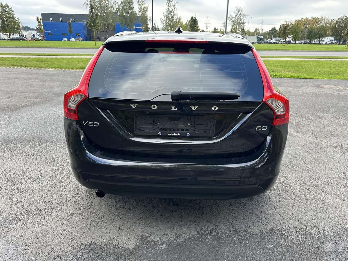 Volvo V60 2011 — photo 8