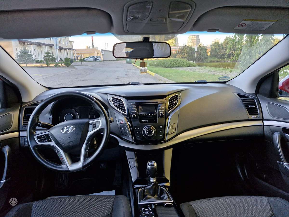 Hyundai i40 2013 — photo 11