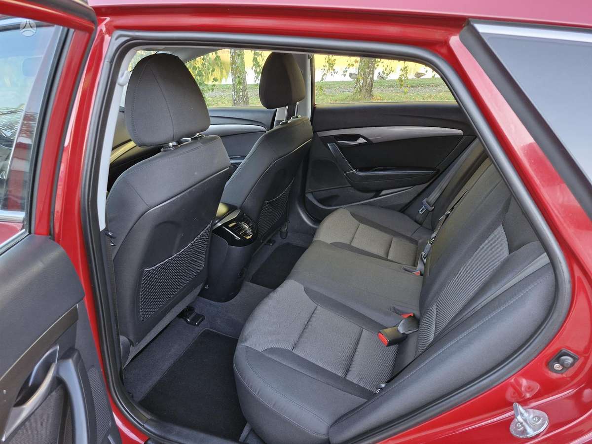 Hyundai i40 2013 — photo 12