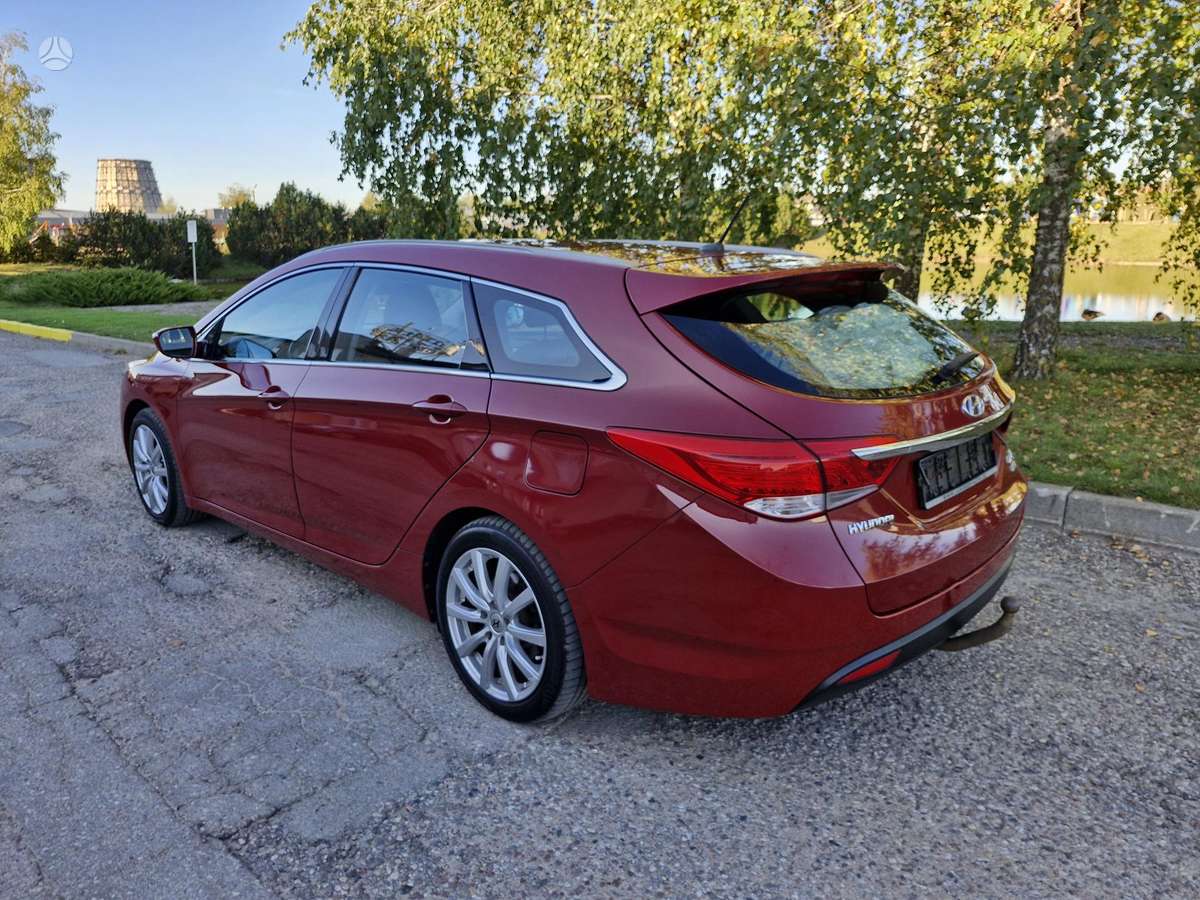Hyundai i40 2013 — photo 9