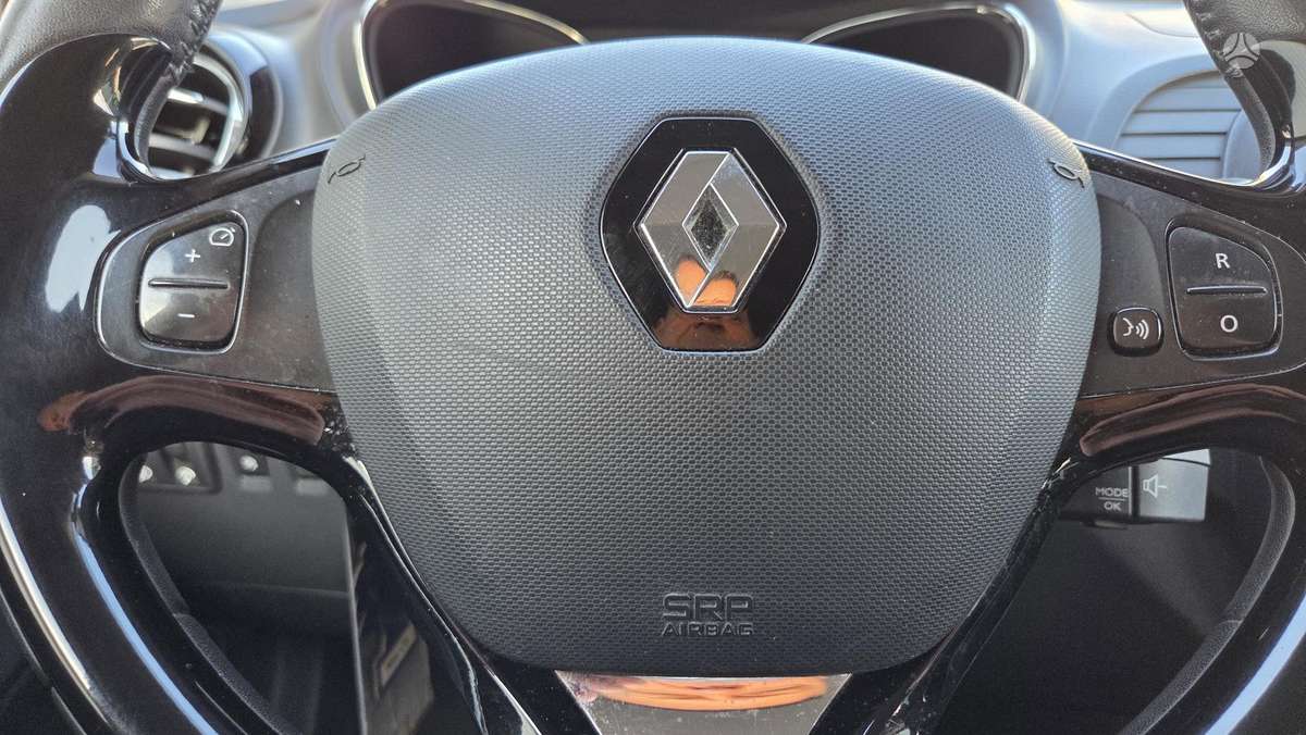 Renault Captur 2015 — фото 20
