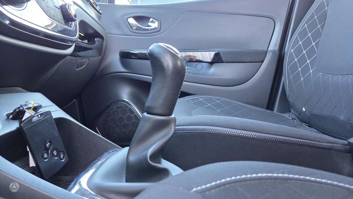 Renault Captur 2015 — фото 27