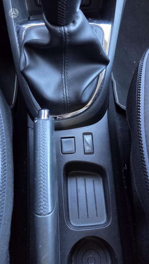 Renault Captur 2015 — фото 28