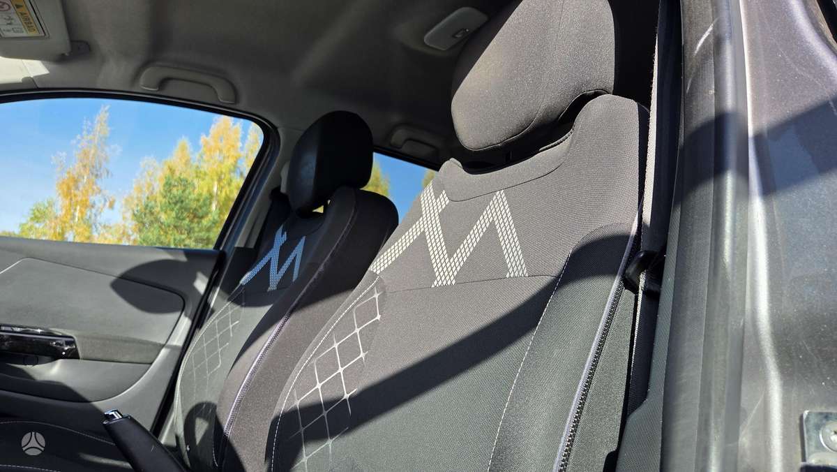 Renault Captur 2015 — фото 33
