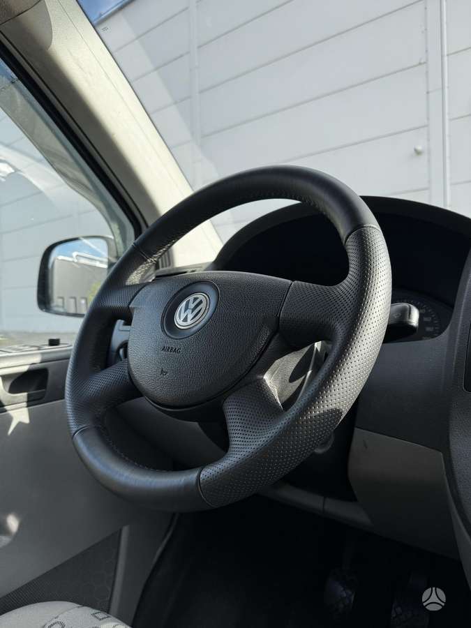 Volkswagen Transporter 2008 — photo 13