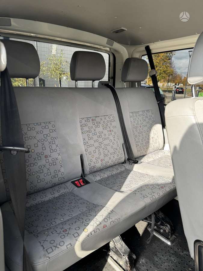 Volkswagen Transporter 2008 — photo 9