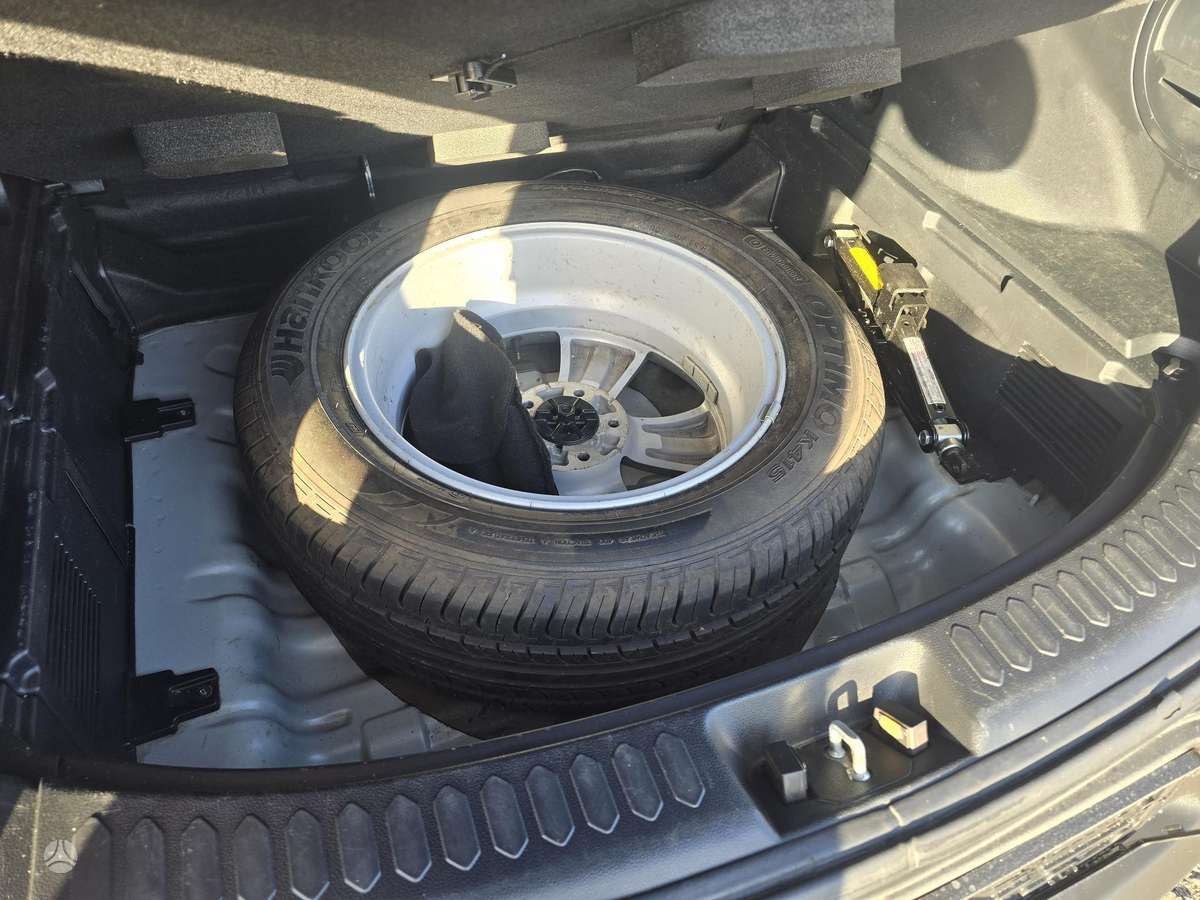 Kia Sportage 2010 — engine 1998 cm³, 163 HP (120kW)