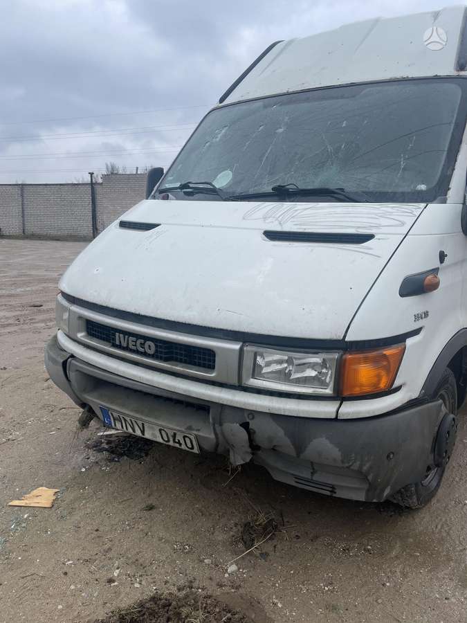 Iveco Daily 2006 — салон