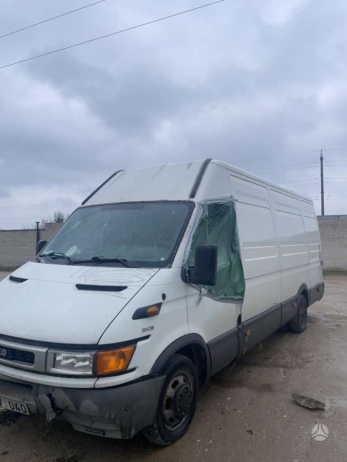 Iveco Daily 2006 — двигун 2800 cm³, 125 HP (92kW)