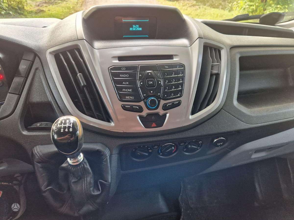 Ford Transit 2015 — фото 10