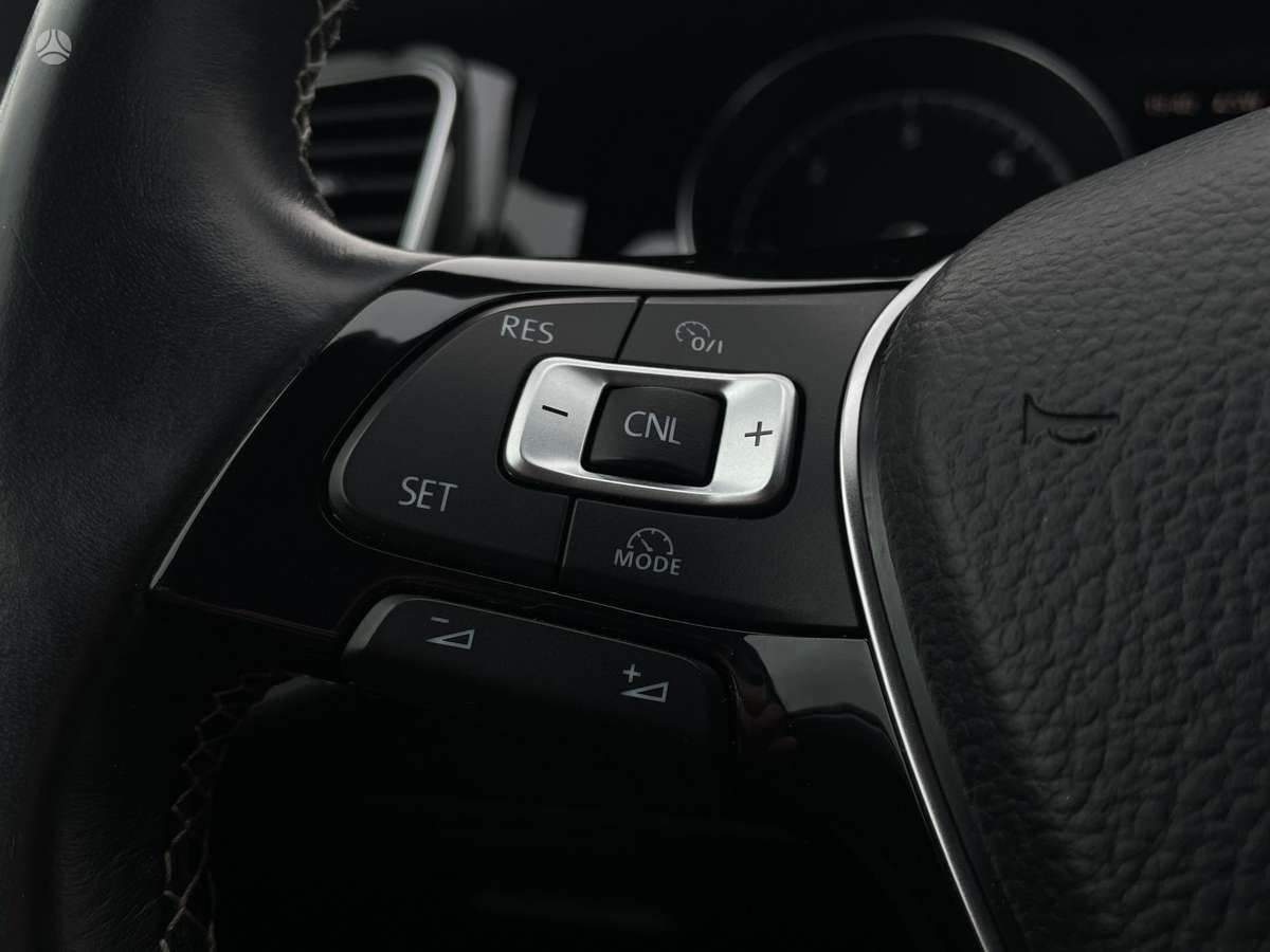 Volkswagen Golf 2014 — photo 16