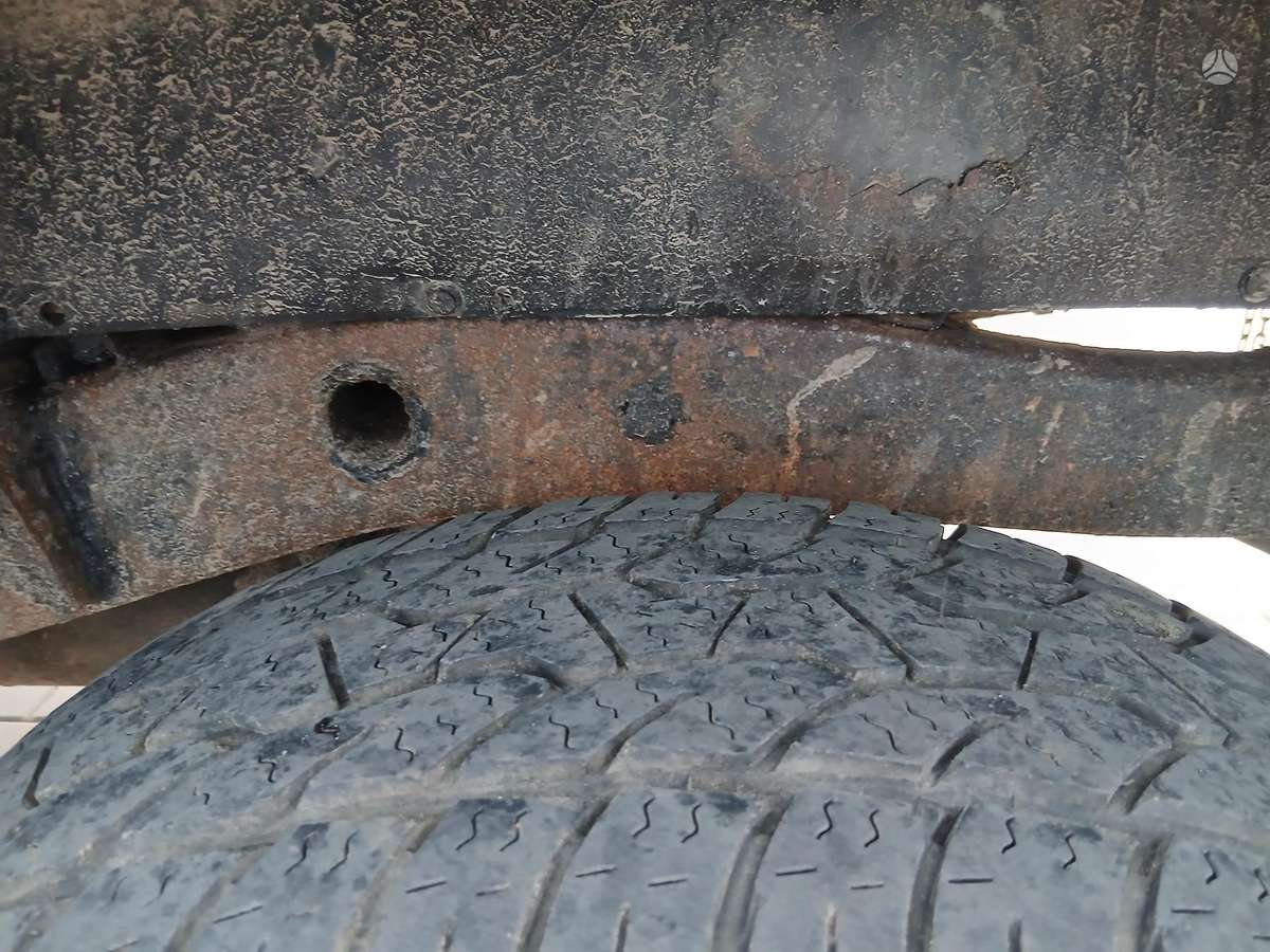 Ford Ranger 2010 — photo 12