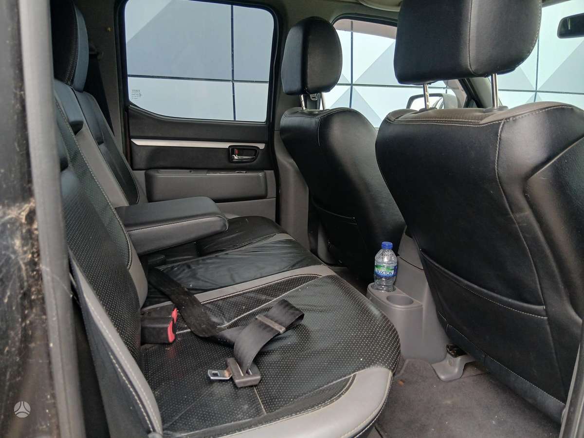 Ford Ranger 2010 — photo 6