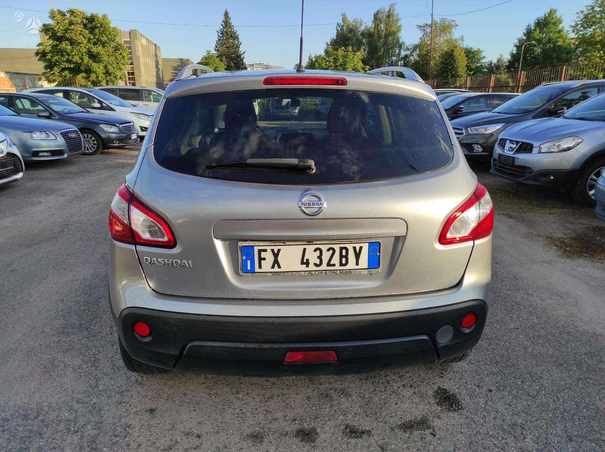 Nissan Qashqai 2011 — photo 10