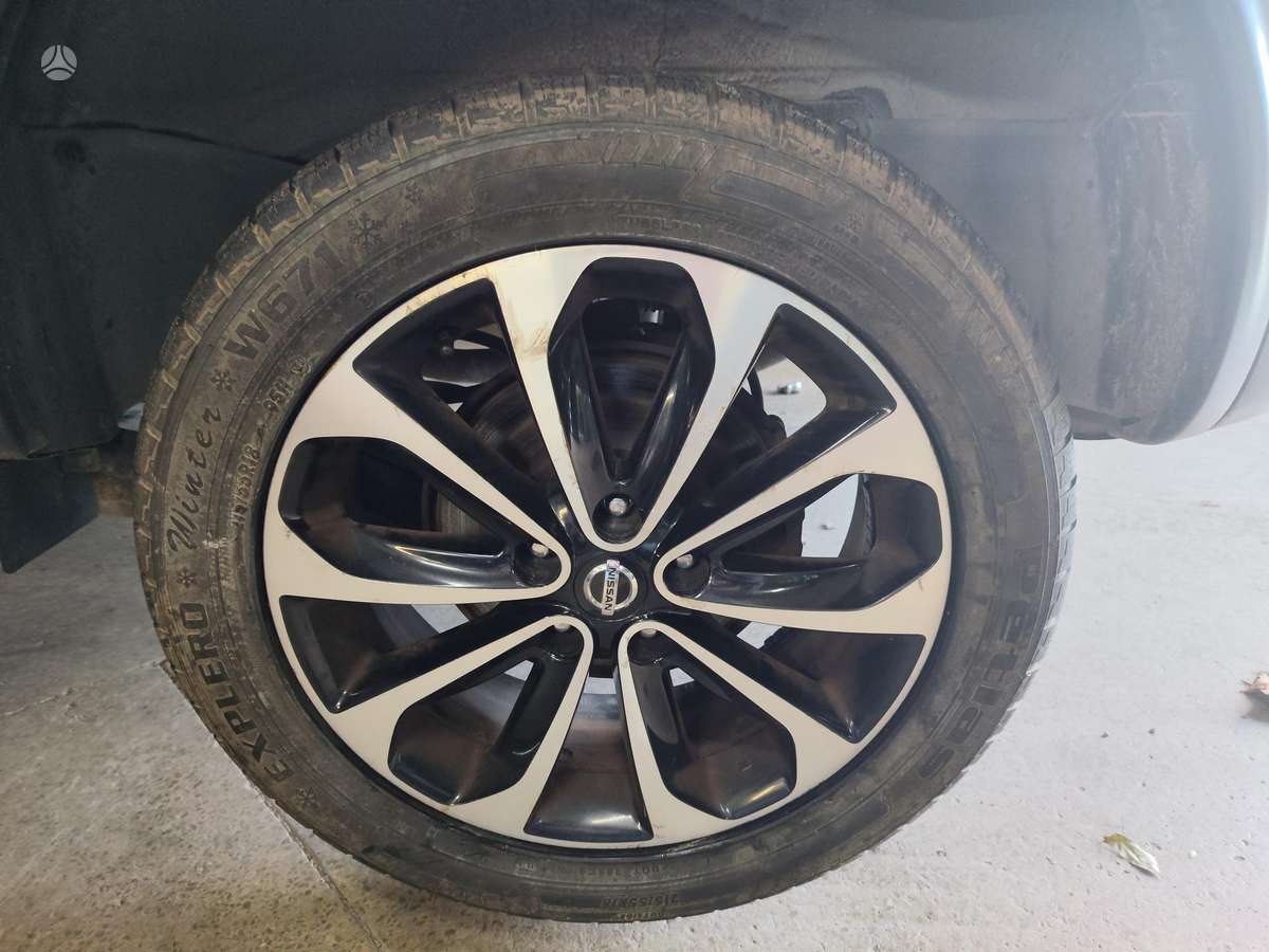 Nissan Qashqai 2011 — photo 27