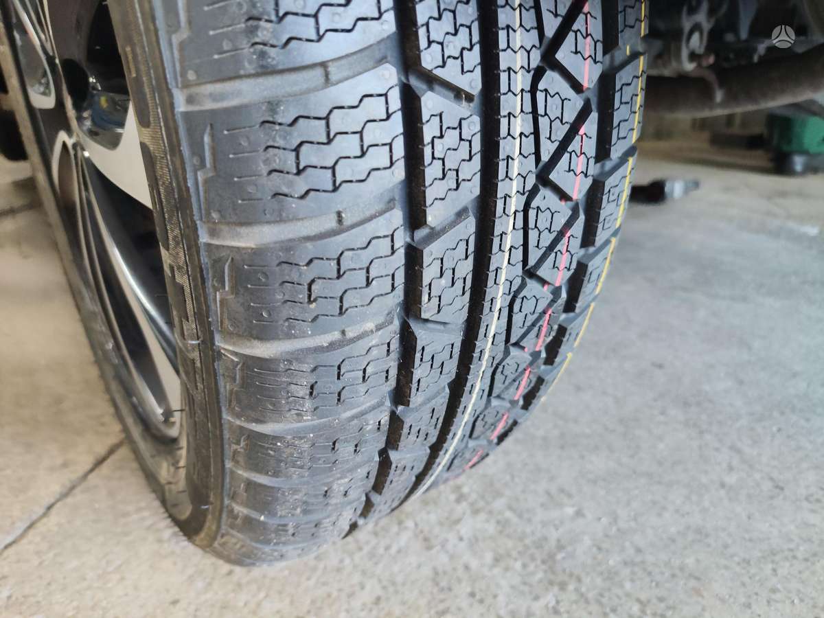 Nissan Qashqai 2011 — photo 28