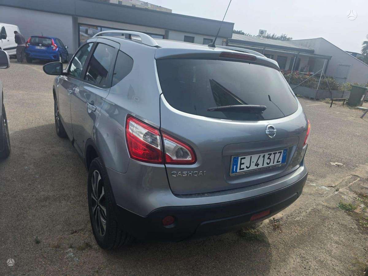 Nissan Qashqai 2011 — photo 34