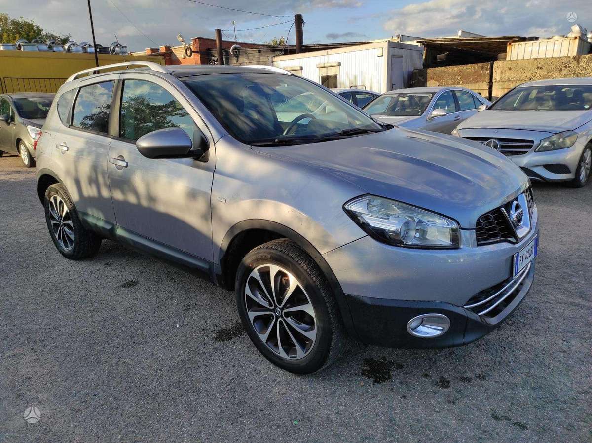 Nissan Qashqai 2011 — photo 7