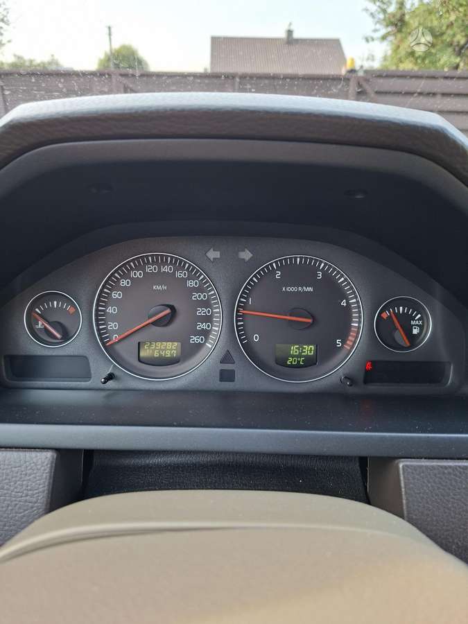 Volvo XC90 2006 — photo 11
