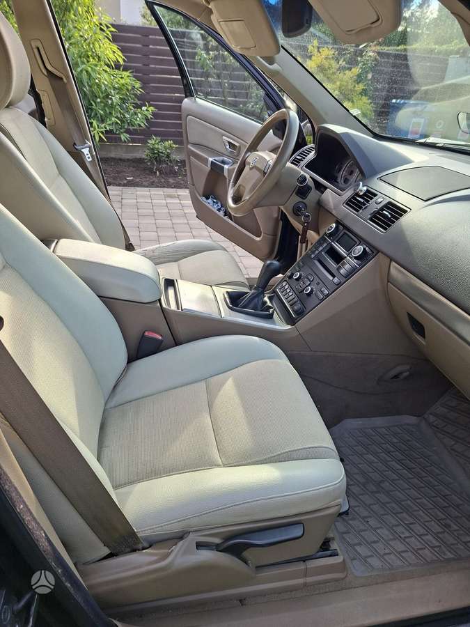 Volvo XC90 2006 — photo 15