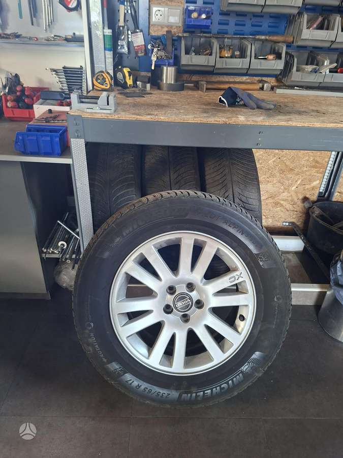 Volvo XC90 2006 — photo 20