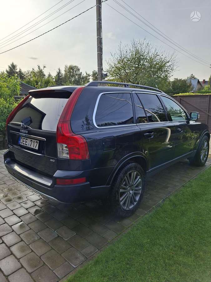Volvo XC90 2006 — engine 2400 cm³, 185 HP (136kW)