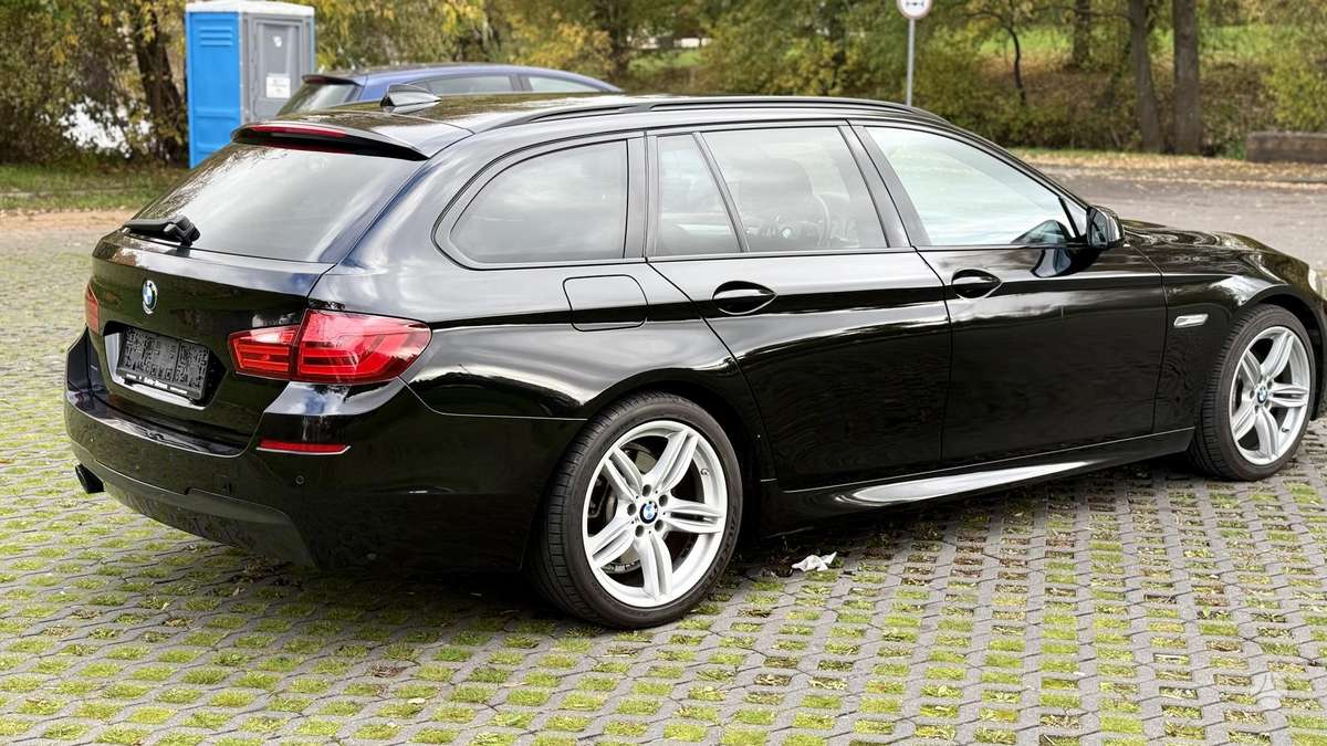 BMW 525 2013 — двигун 2000 cm³, 218 HP (160kW)