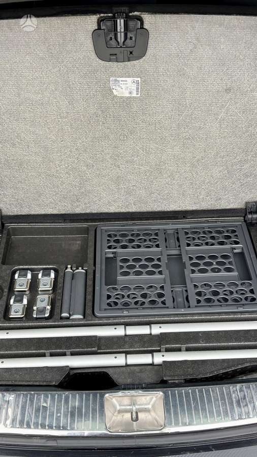 Mercedes-Benz C220 2012 — photo 23