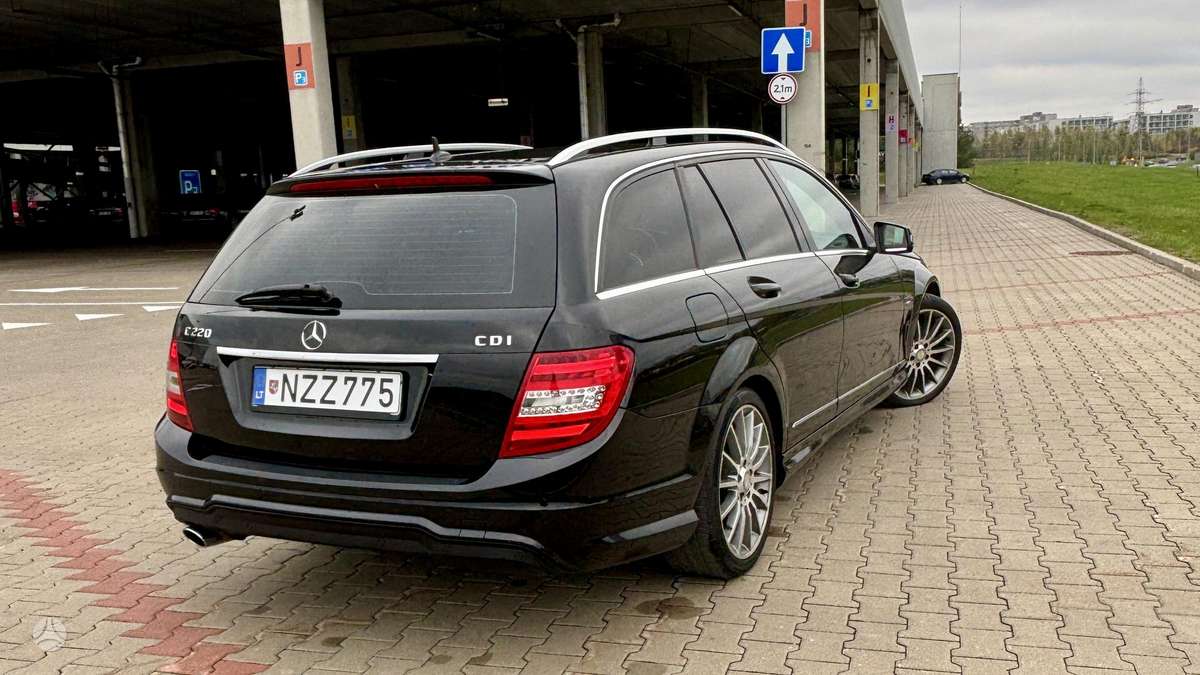 Mercedes-Benz C220 2012 — engine 2143 cm³, 170 HP (125kW)