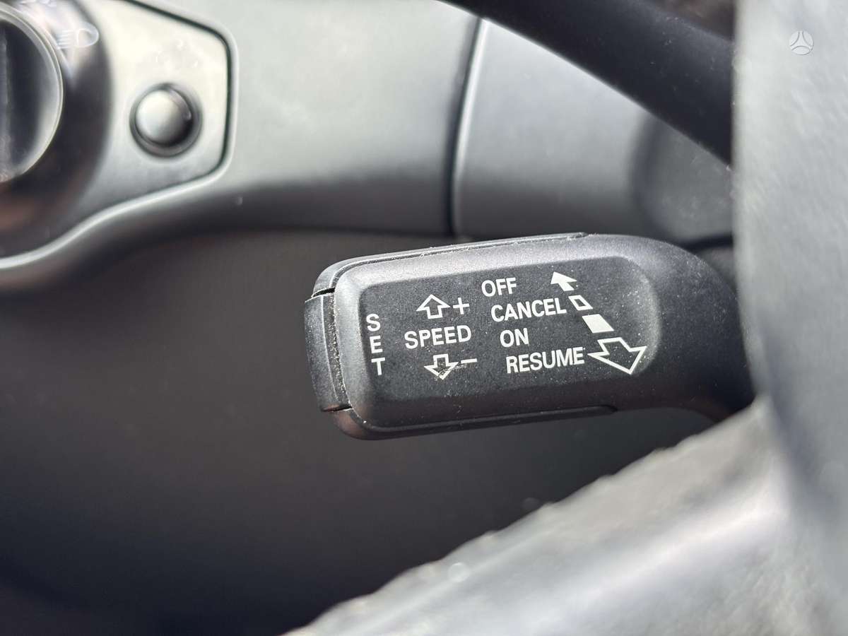 Audi A4 2009 — photo 10